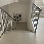 Emmi Apartment *
