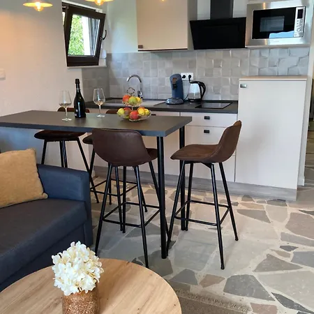 Emmi * Marusici (Split-Dalmatia)